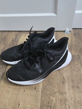 Lululemon W Blissfeel Run Womens Black And White Size 7 Sneakers